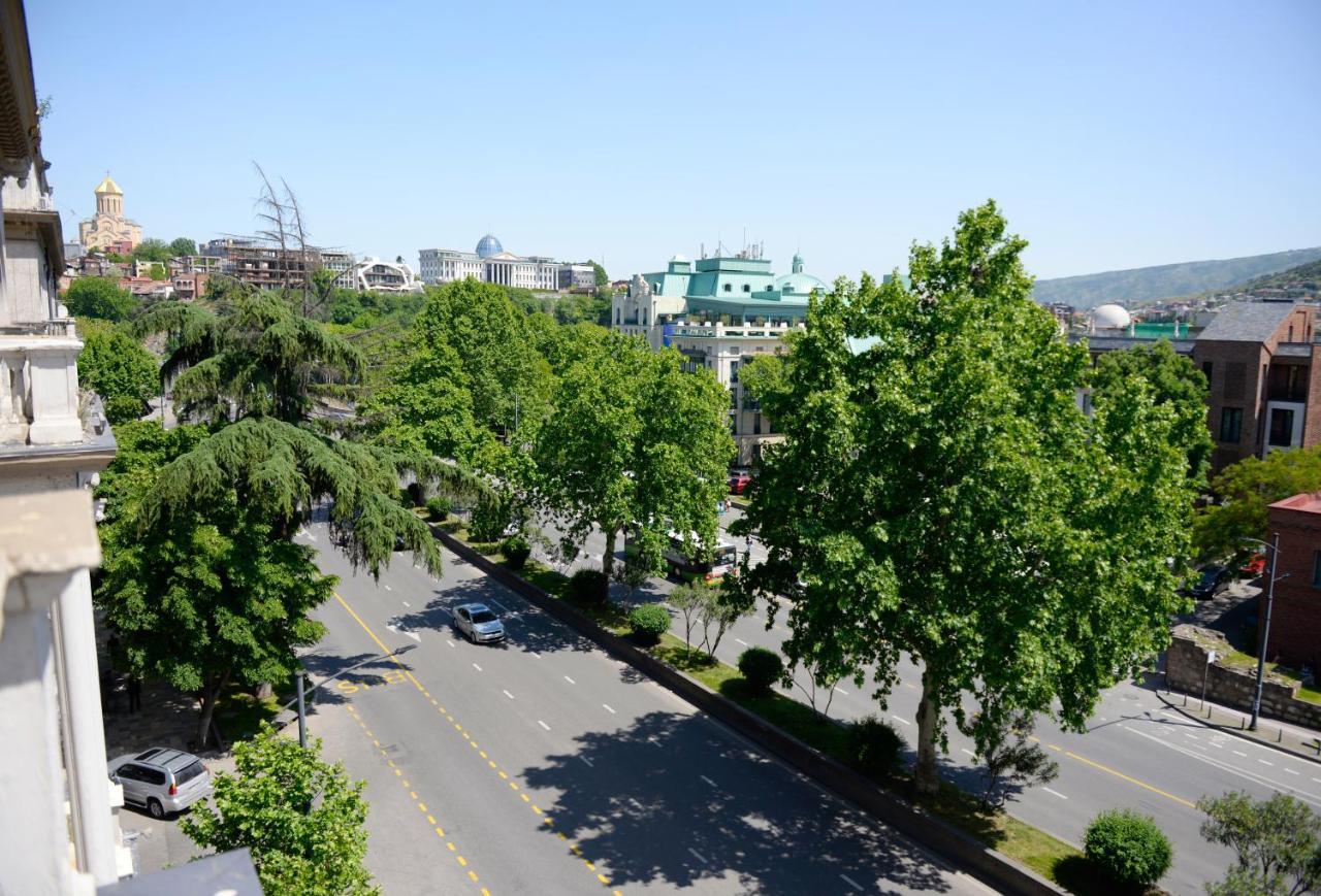 Your Cozy Place Tbilisi Bagian luar foto